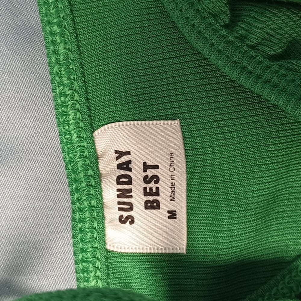 Aritizia Sunday Best Polly halter top medium - Picture 4 of 5